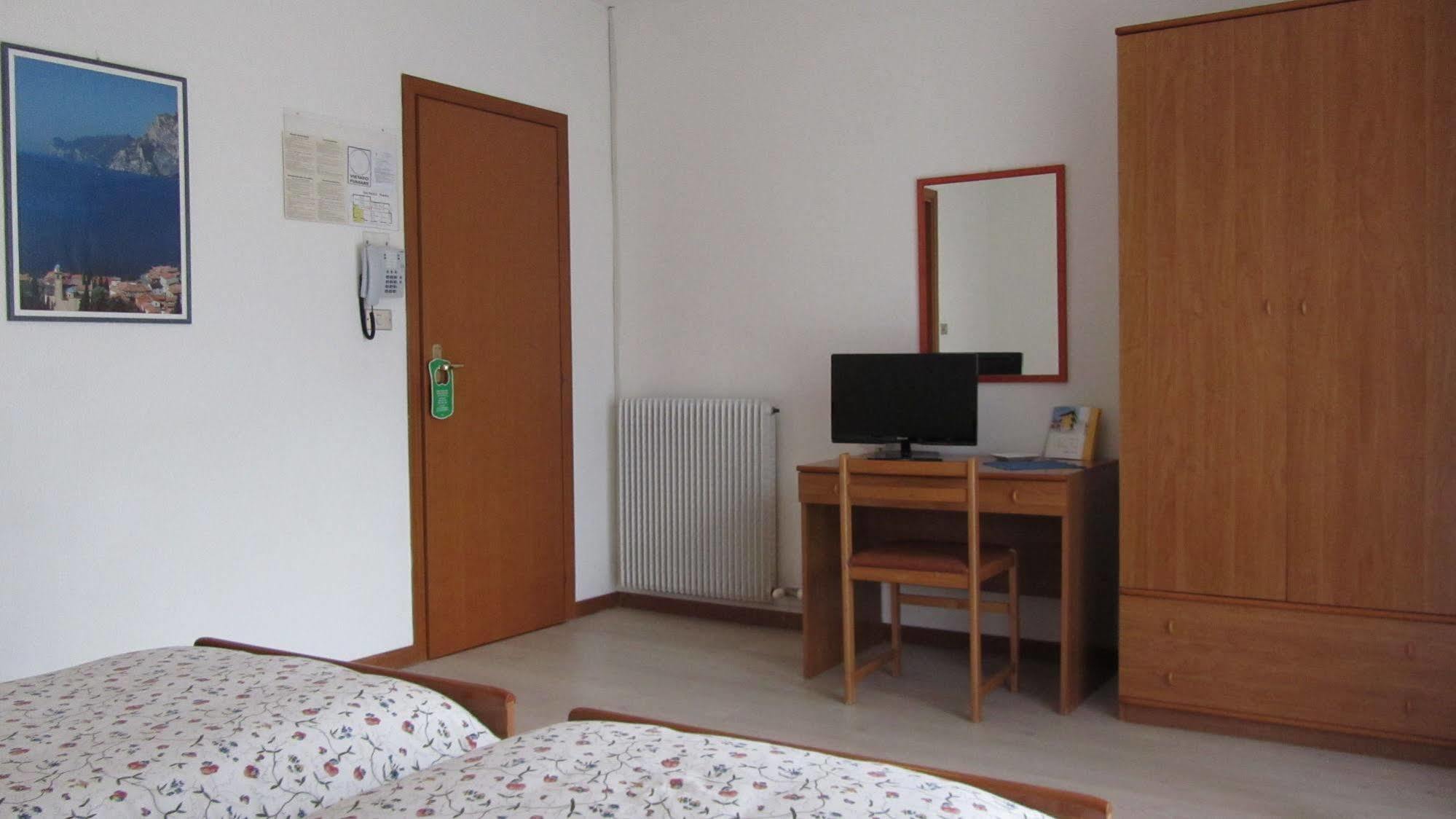 Hotel Villa Al Vento Torbole Sul Garda Extérieur photo