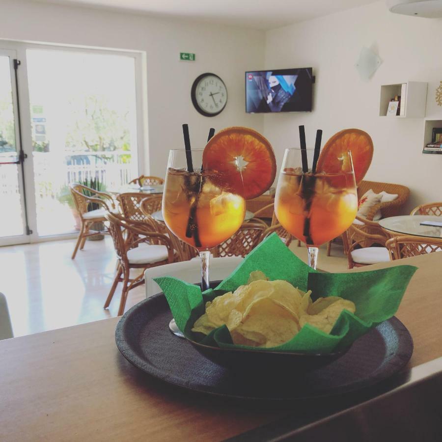 Hotel Villa Al Vento Torbole Sul Garda Extérieur photo
